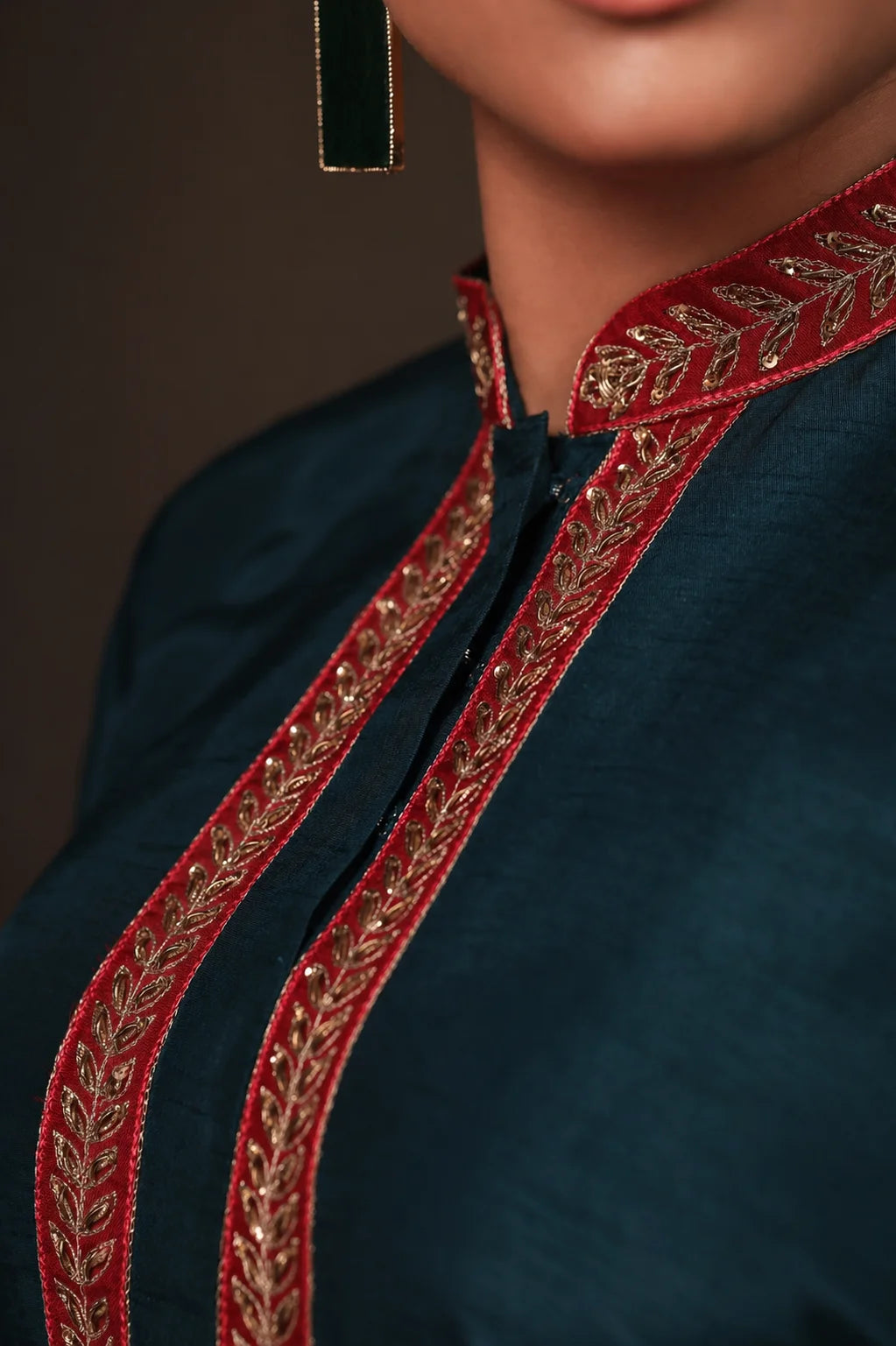 Gul-e-Seher - Emerald Green Hand Embroidered Raw Silk 2-Piece | Sitara, Resham, Moti & Zari | Luxury Pakistani Formal Wear