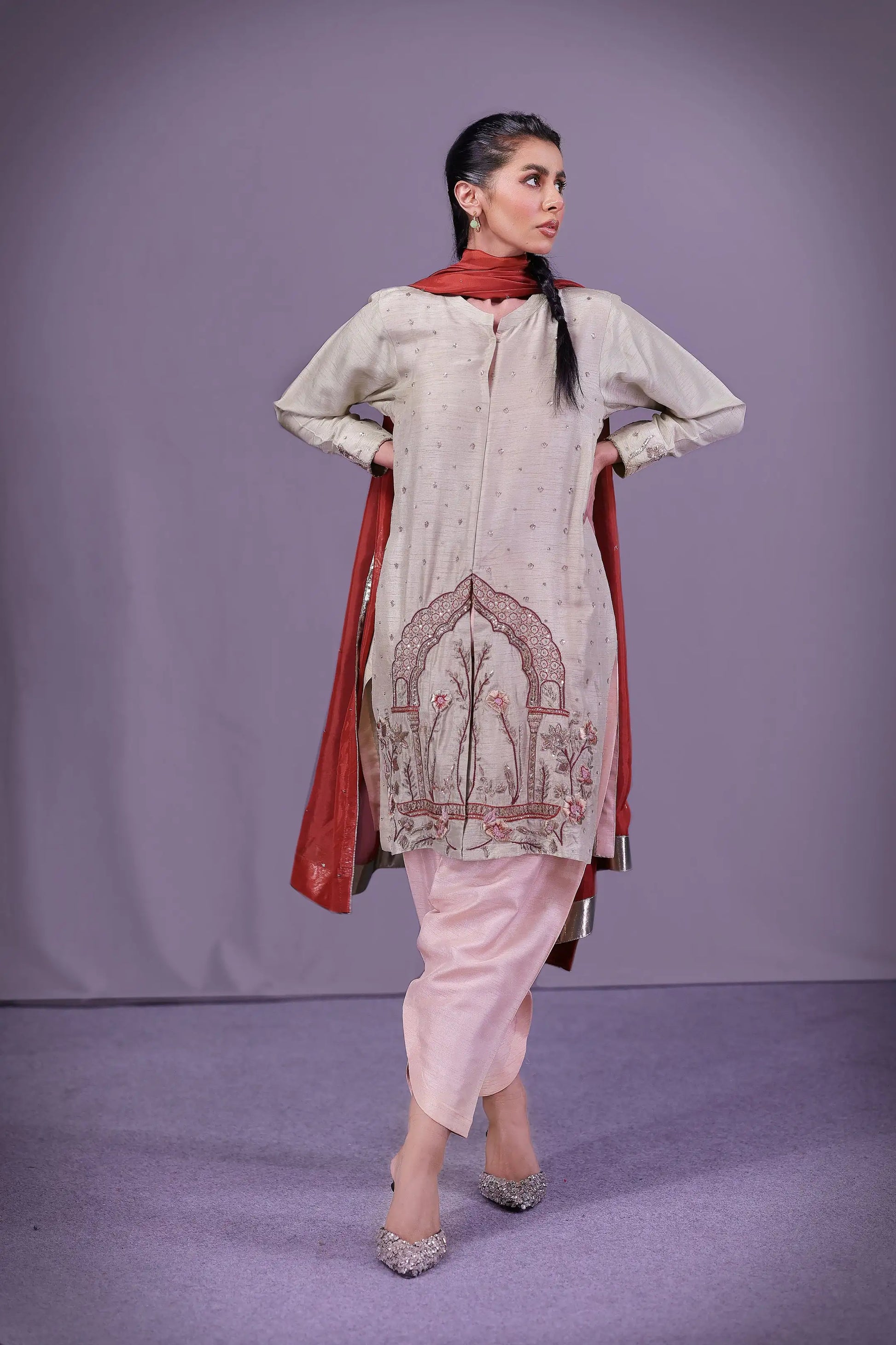 Dehleez-e-Taan -  by Sarah Tareen | Pakistani Luxury Fashion
