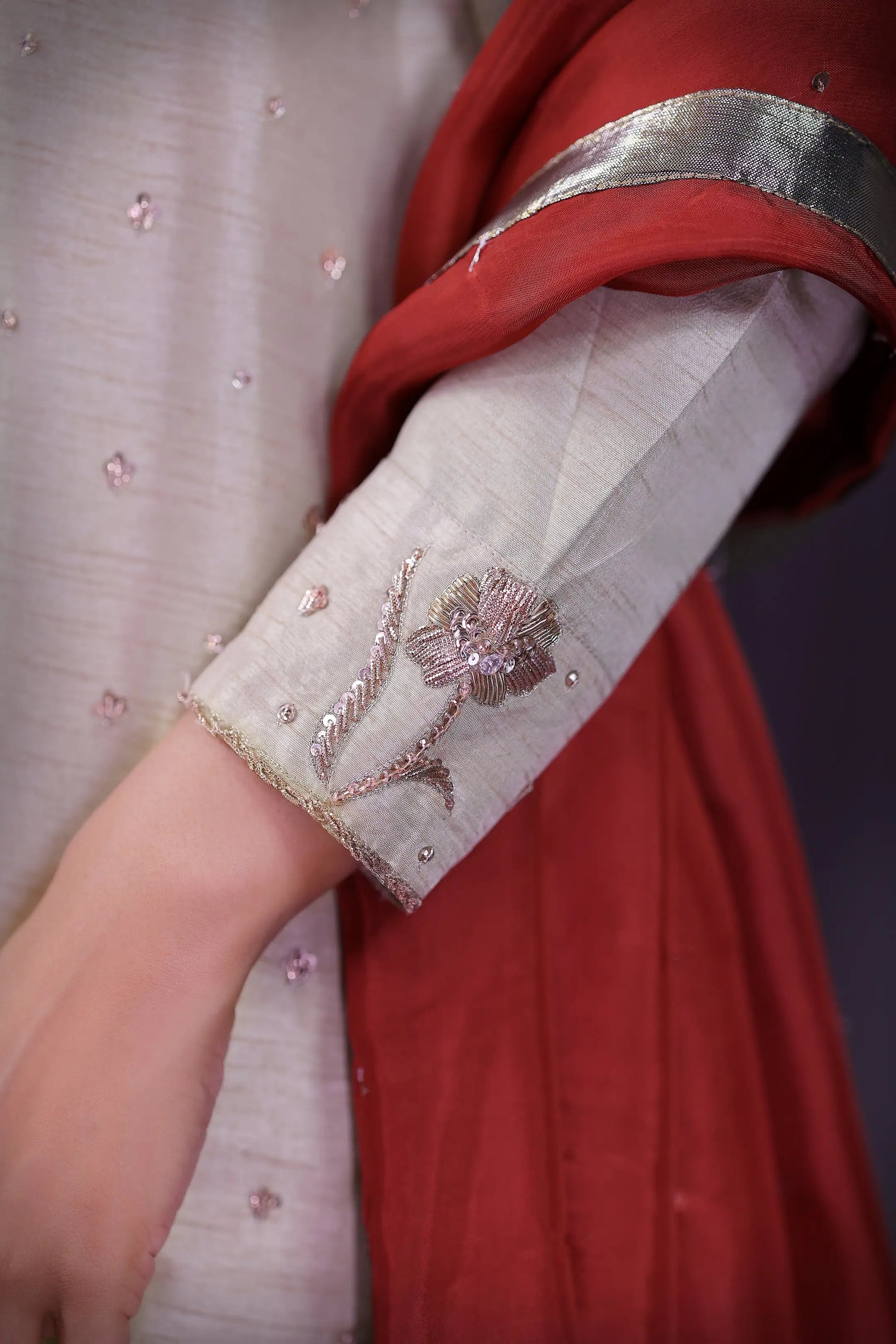 Dehleez-e-Taan -  by Sarah Tareen | Pakistani Luxury Fashion