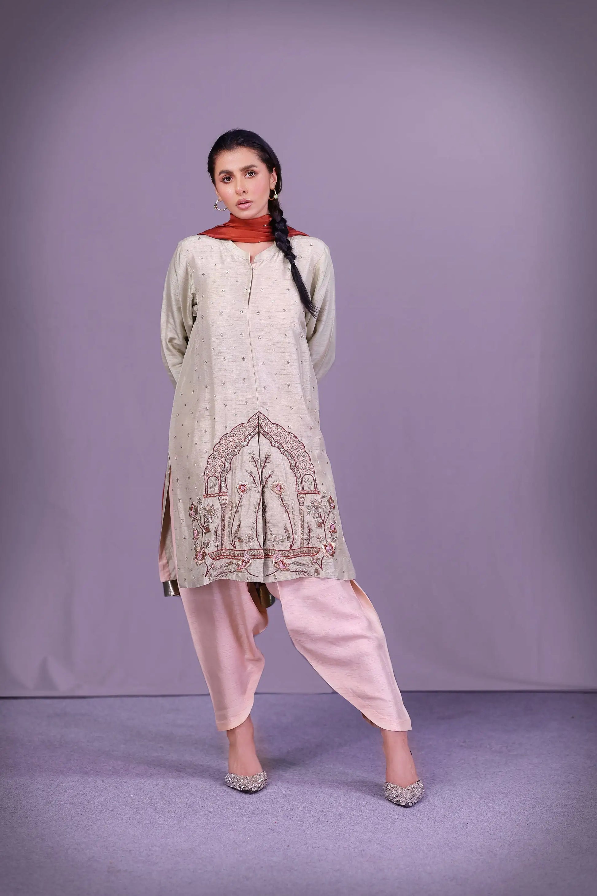 Dehleez-e-Taan -  by Sarah Tareen | Pakistani Luxury Fashion