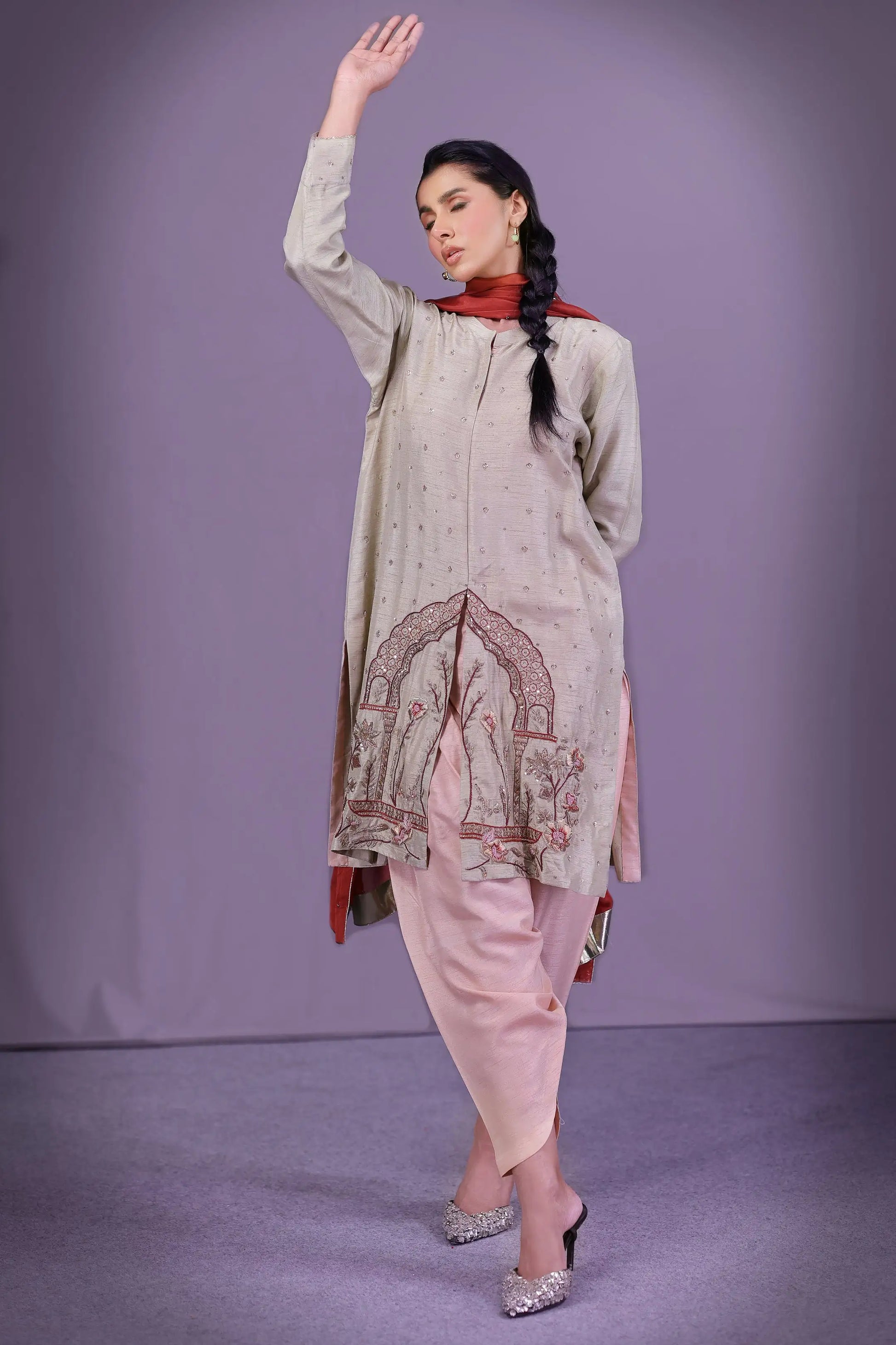 Dehleez-e-Taan -  by Sarah Tareen | Pakistani Luxury Fashion