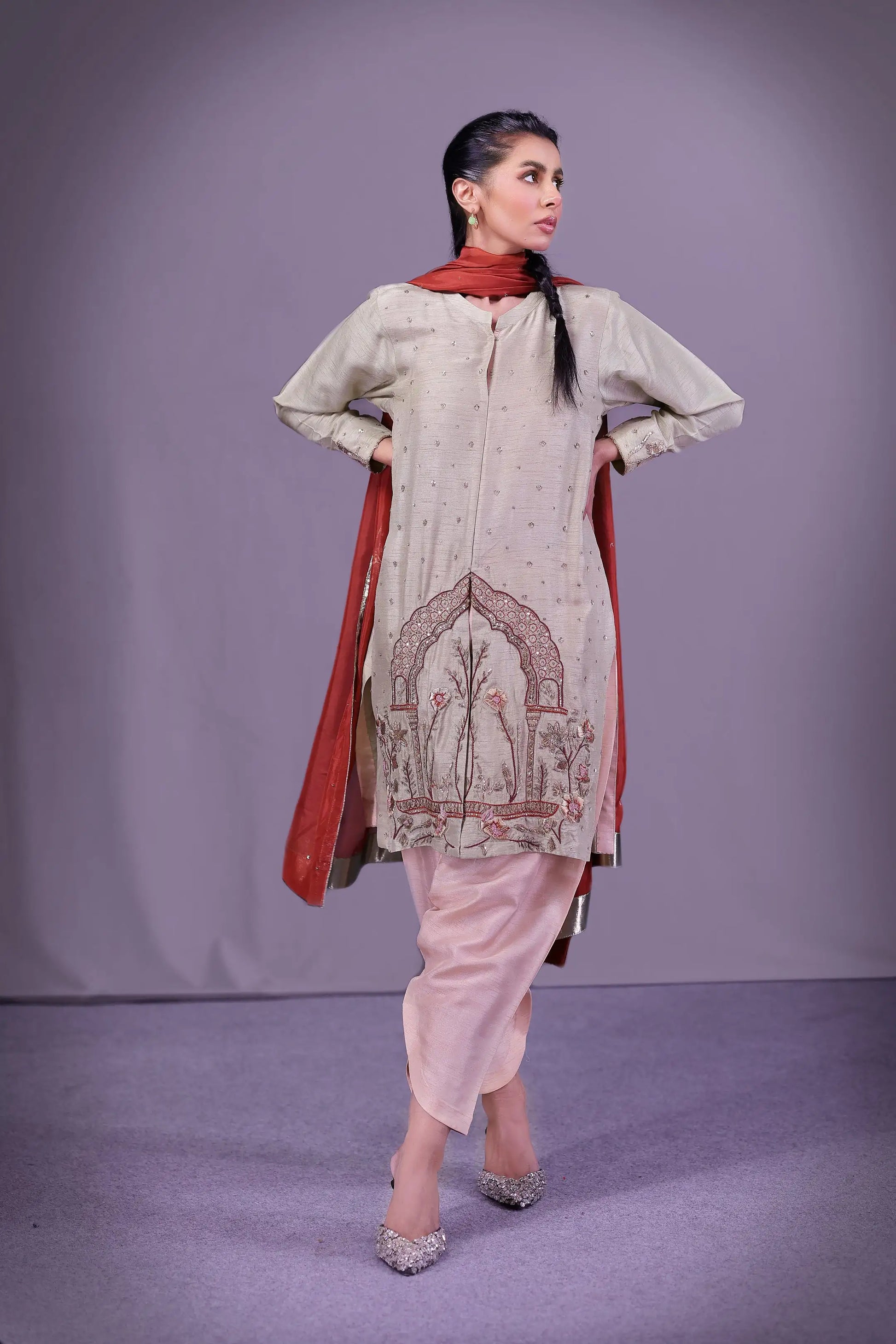 Dehleez-e-Taan -  by Sarah Tareen | Pakistani Luxury Fashion