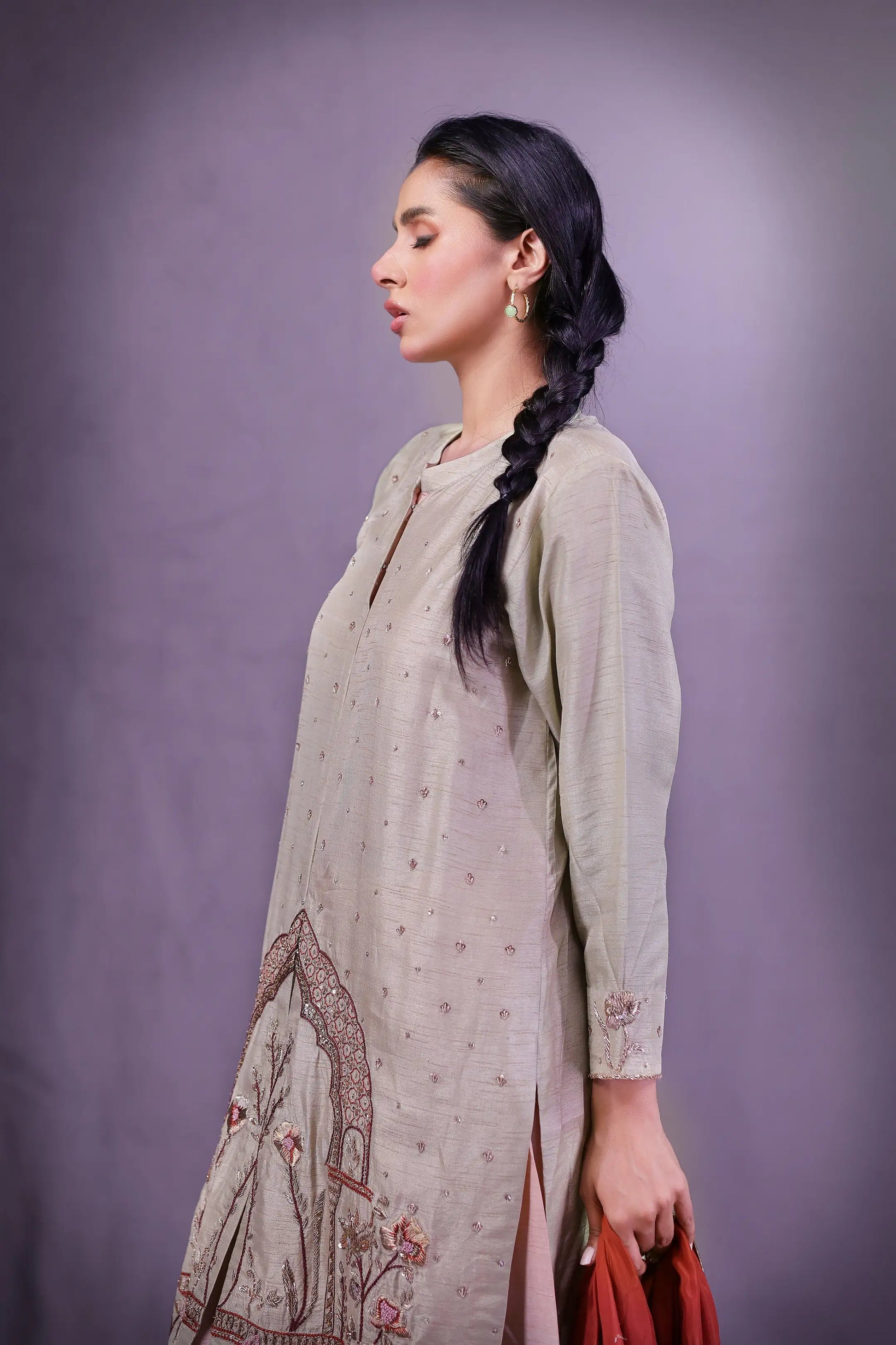 Dehleez-e-Taan -  by Sarah Tareen | Pakistani Luxury Fashion