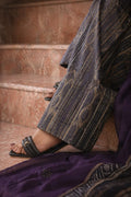 Dusk cotton lawn 3-piece — close-up of silver and dull gold contrast dupatta with printed shalwar, Sarah Tareen