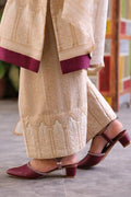 Forte cotton lawn suit — side view showing zari lace dupatta and bold border hem shalwar, Sarah Tareen