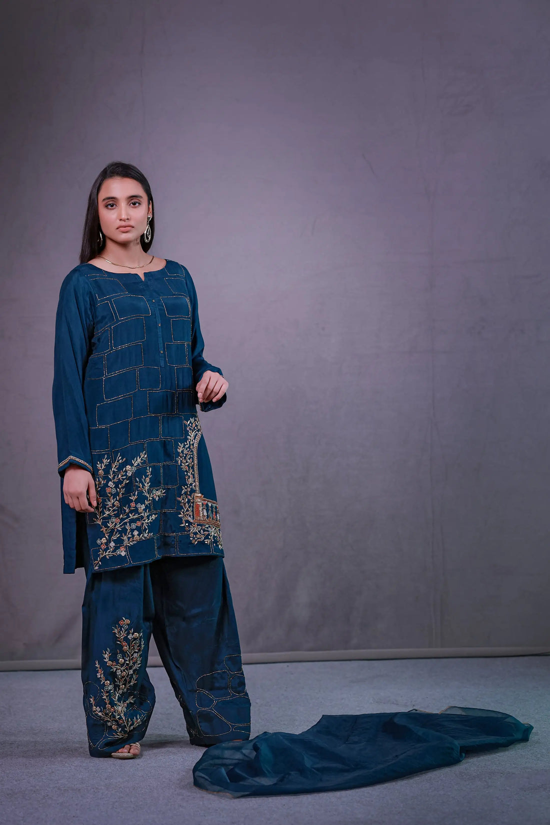 Jharoka-e-Hijr -  by Sarah Tareen | Pakistani Luxury Fashion