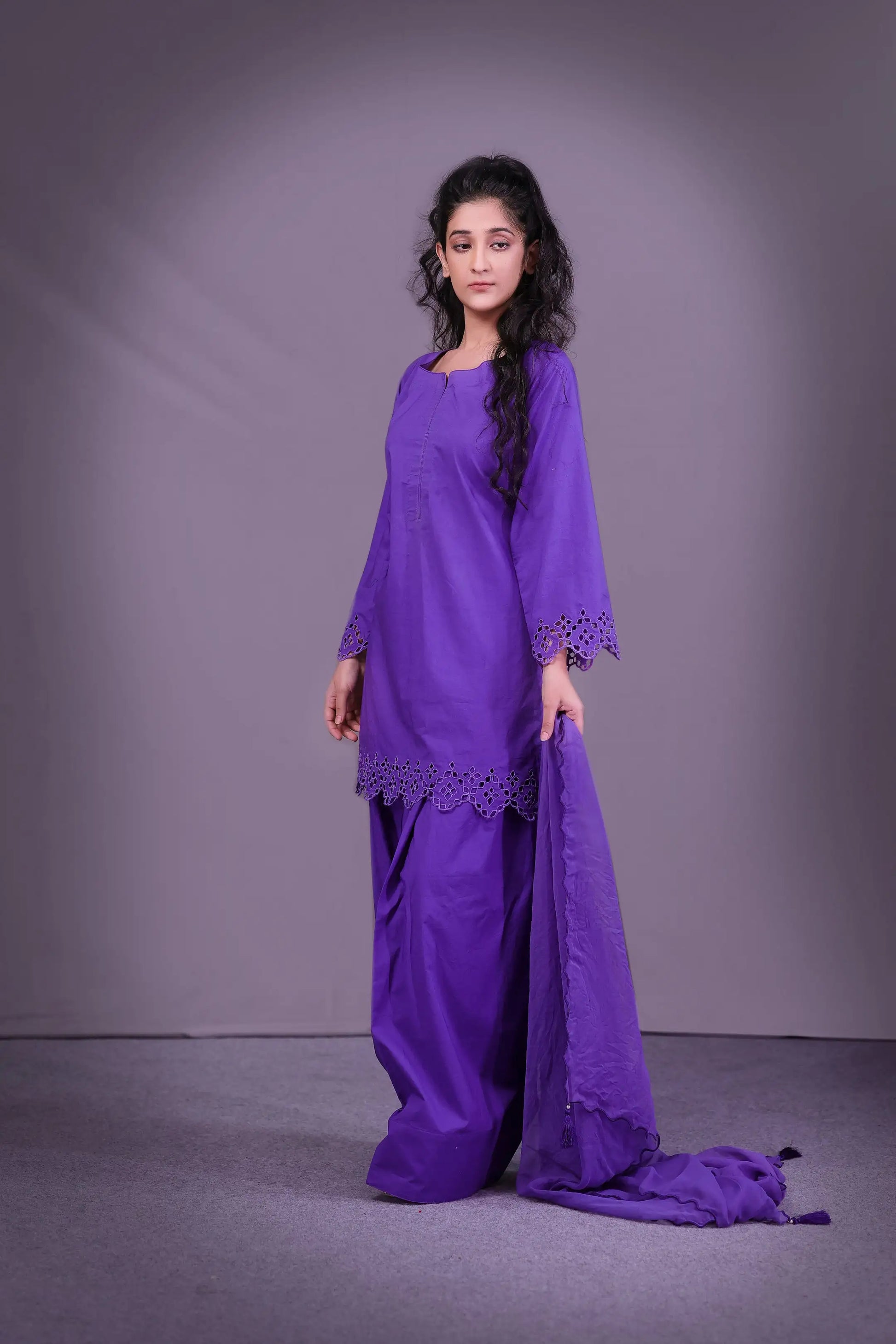 Saahil-e-Waafa -  by Sarah Tareen | Pakistani Luxury Fashion