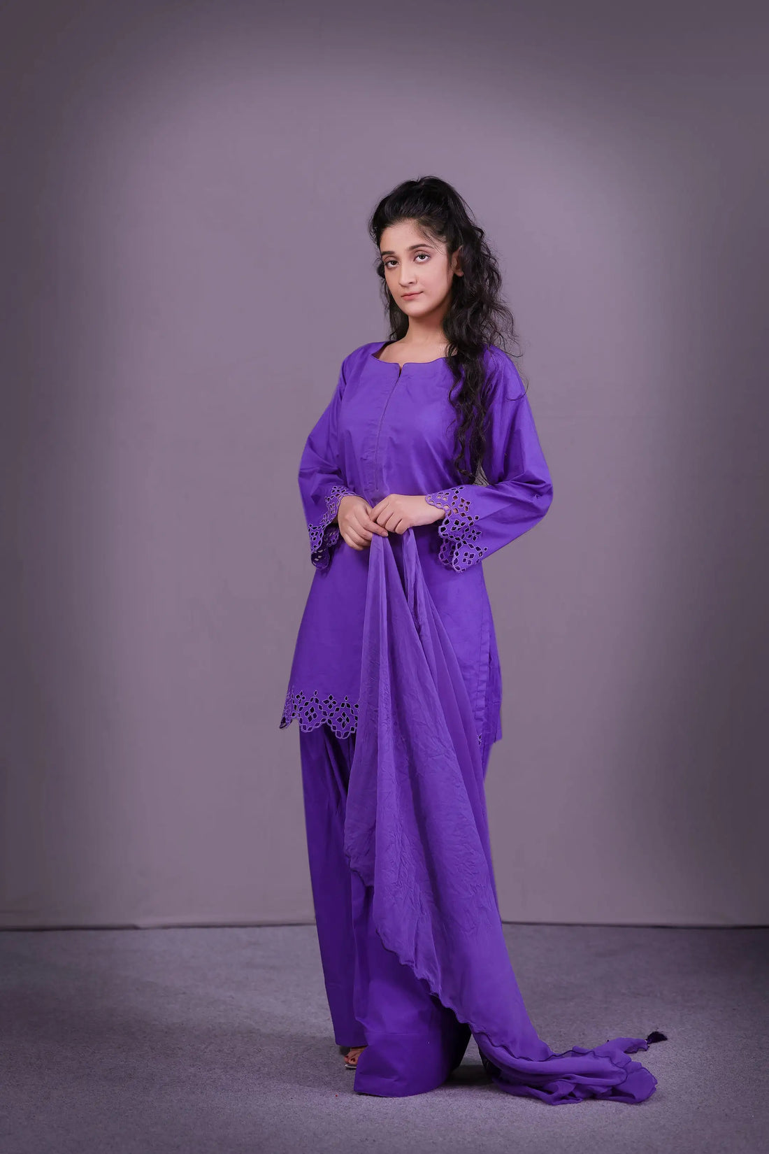 Saahil-e-Waafa -  by Sarah Tareen | Pakistani Luxury Fashion