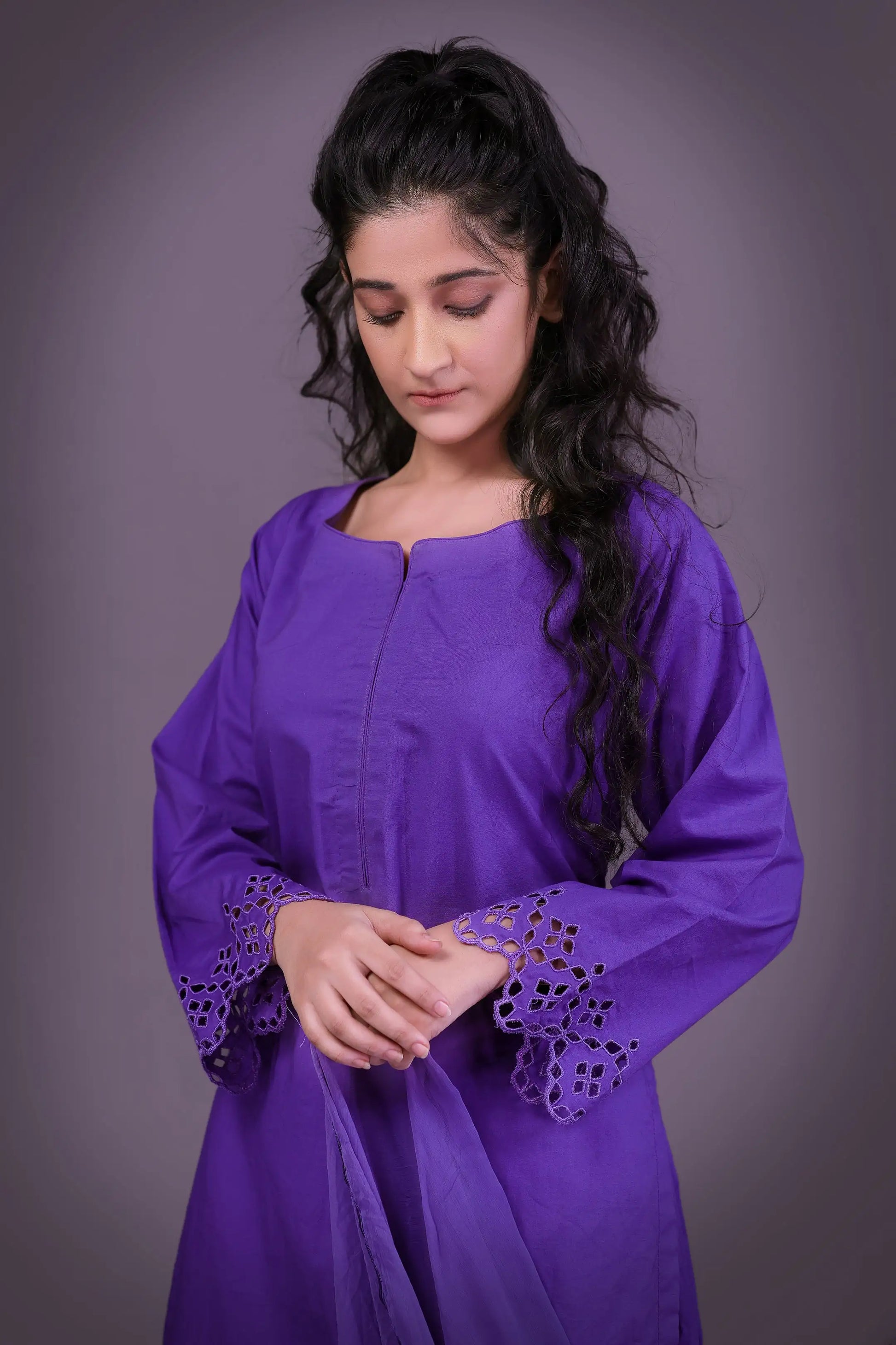 Saahil-e-Waafa -  by Sarah Tareen | Pakistani Luxury Fashion
