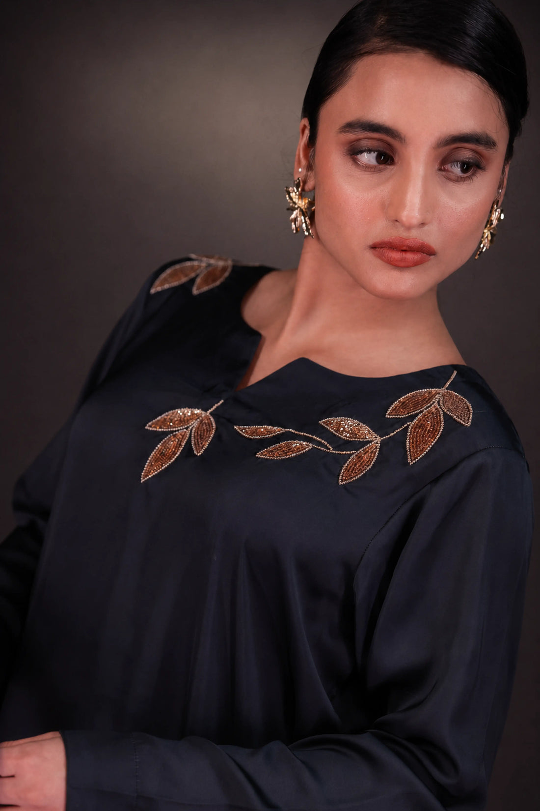 Khwab - Charcoal green luxury silk 2-piece | Adda work | Off-white & gold vine motif palazzo