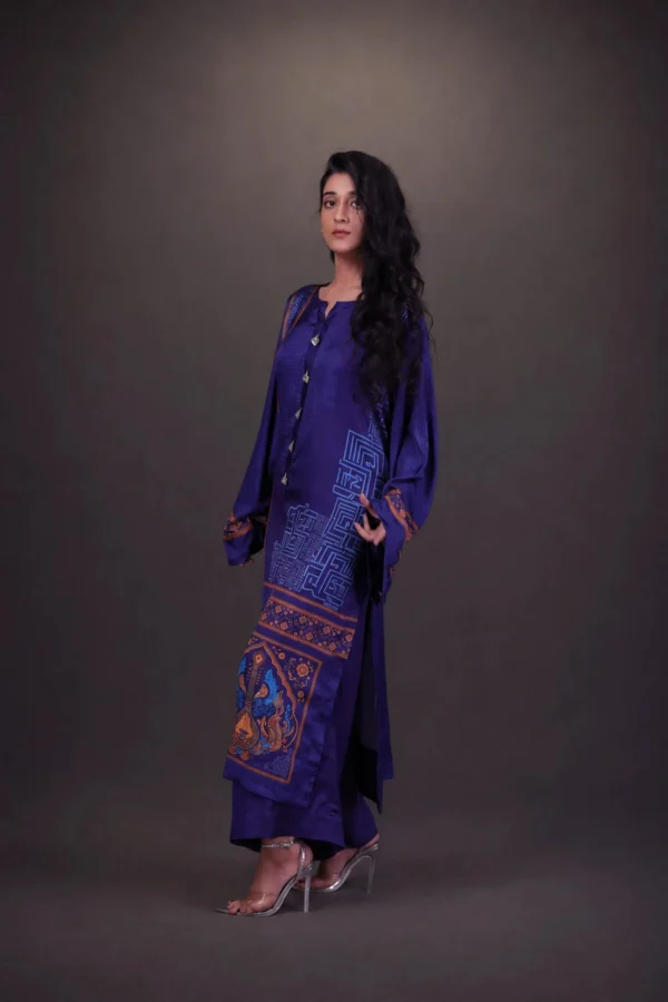 Model in royal blue printed outfit on seamless — Raag-e-Sahar